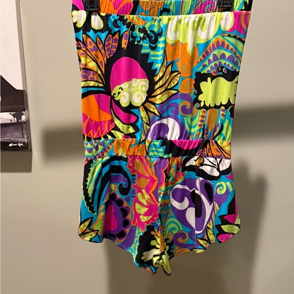 NWOT Trina Turk Multicolor Strapless Coverup/Romper Size Small MSRP $198 - Picture 6 of 10